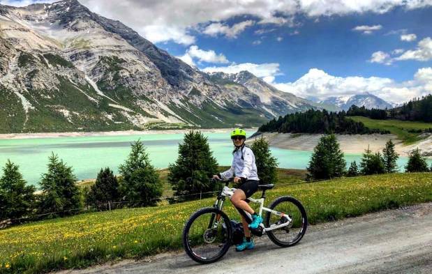 Pedalare ai laghi di cancano